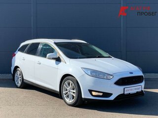 2018 Ford Focus III Рестайлинг, белый, 900000 рублей, вид 3