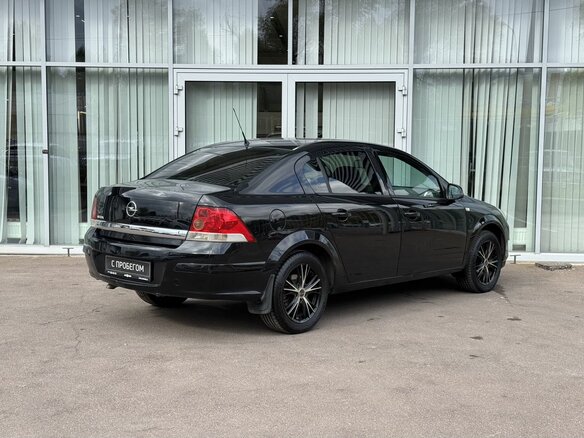 2011 Opel Astra H Рестайлинг, чёрный - вид 4