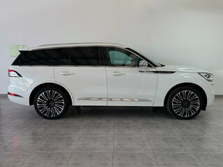 2020 Lincoln Aviator II, белый, 5500000 рублей, вид 3