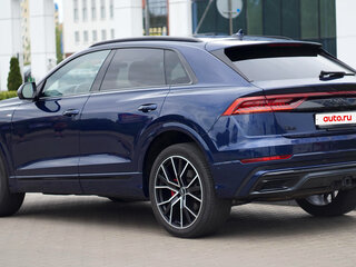 2021 Audi Q8 55 TFSI I (4M), синий, 5000000 рублей, вид 4