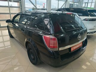 2011 Opel Astra H Рестайлинг, чёрный, 452000 рублей, вид 4