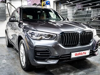 2022 BMW X5 40i IV (G05/G18), чёрный, 7300000 рублей, вид 2
