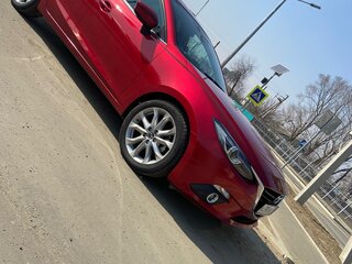2015 Mazda Axela III, красный, 1500000 рублей, вид 3