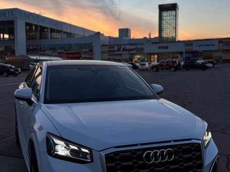 2022 Audi Q2 L 35 TFSI I Рестайлинг, белый, 1850000 рублей, вид 2