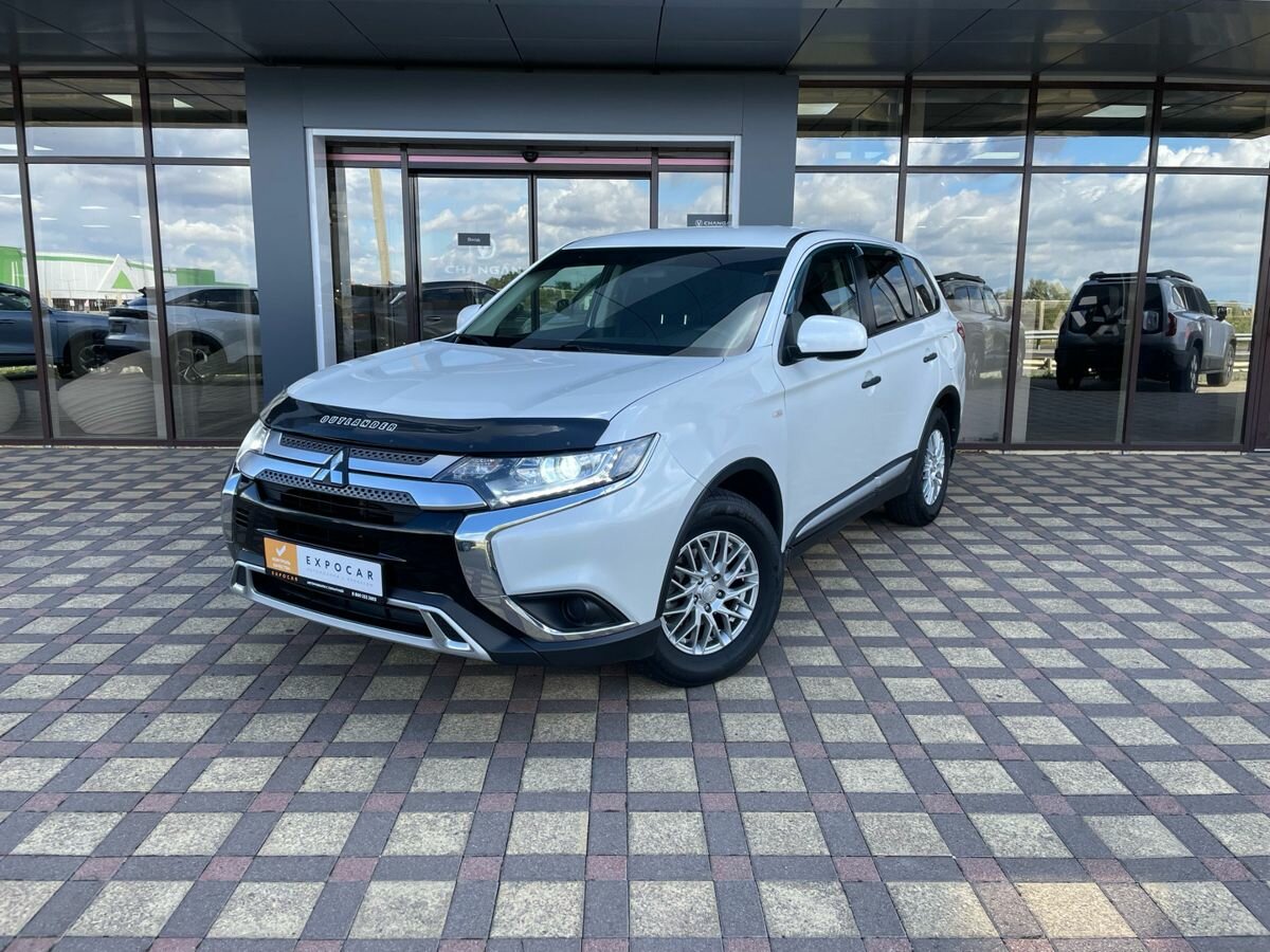 Открыть фотографии: Mitsubishi Outlander III Рестайлинг 3