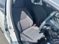 2023 Toyota Yaris IV, белый - вид 8