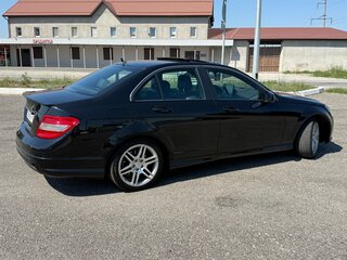 2010 Mercedes-Benz C-Класс 180 BlueEFFICIENCY III (W204), чёрный, 1150000 рублей, вид 3