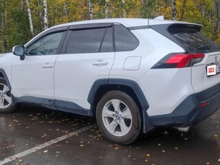2025 Toyota RAV4 V (XA50), белый, 3550000 рублей, вид 3