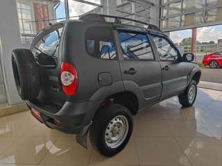 2011 Chevrolet Niva I Рестайлинг, чёрный, 316000 рублей, вид 4