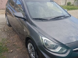 2014 Hyundai Solaris I, серый, 950000 рублей, вид 2
