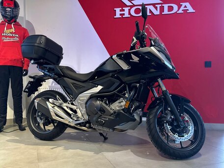 2025 Honda NC 750X, чёрный, 1407000 рублей, вид 1