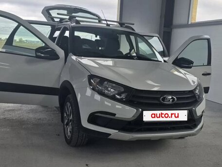2023 Lada (ВАЗ) Granta Cross I Рестайлинг, белый, 780000 рублей, вид 2