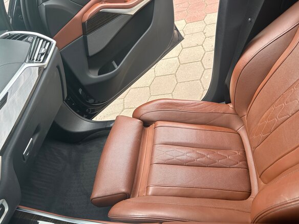 2018 BMW X5 M50d IV (G05/G18), пурпурный, 4990000 рублей - вид 19