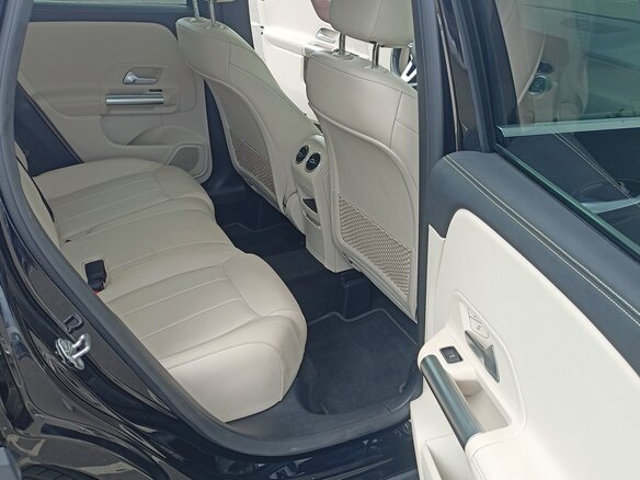 2022 Mercedes-Benz GLA 250 II (H247), чёрный, 2700000 рублей - вид 25