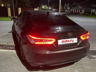 2019 Toyota Camry VIII (XV70), чёрный, 2900000 рублей, вид 2