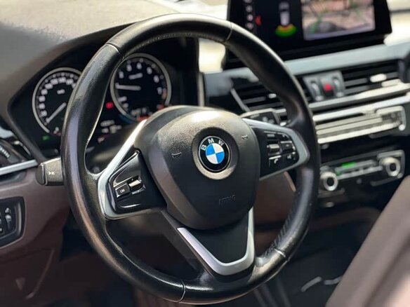 2022 BMW X1 Long 20Li sDrive II (F48) Рестайлинг, золотистый, 2030000 рублей - вид 9
