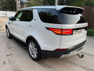 2019 Land Rover Discovery V, белый, 4500000 рублей, вид 5