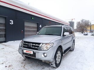 2012 Mitsubishi Pajero IV Рестайлинг 1, серый, 2100000 рублей, вид 1