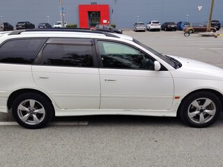 2000 Toyota Caldina II Рестайлинг, белый, 450000 рублей, вид 4