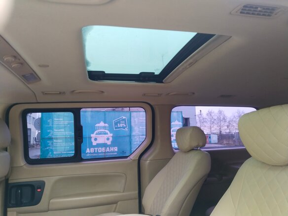 2011 Hyundai Grand Starex I, чёрный, 1650000 рублей - вид 17