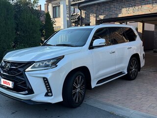 2021 Lexus LX 570 III Рестайлинг 2, белый, 11185000 рублей, вид 1