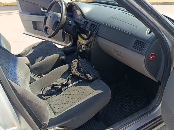 2009 Lada (ВАЗ) Priora I, серебристый, 500000 рублей - вид 14