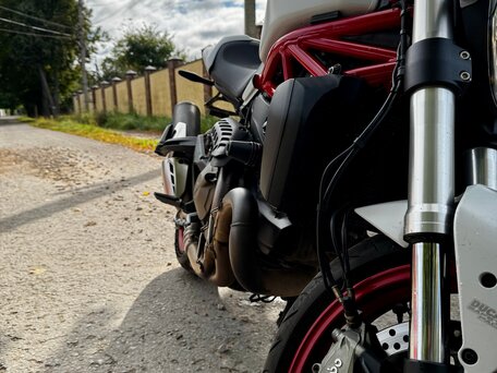 2015 Ducati Monster 821, белый, 600000 рублей, вид 4