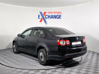 2007 Volkswagen Jetta V, чёрный, 489000 рублей, вид 3