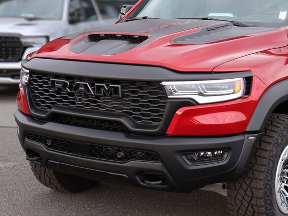 2026 Ram 1500 RHO V Рестайлинг, красный, 13490000 рублей - вид 9
