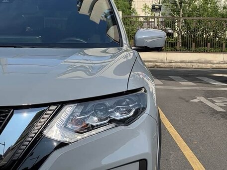 2025 Nissan X-Trail III Рестайлинг 2, серебристый, 2430000 рублей, вид 4