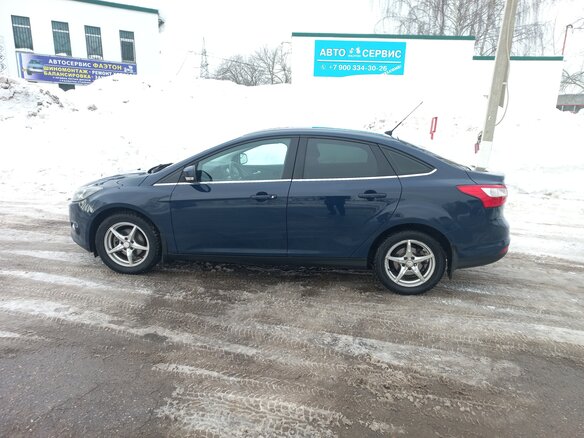 2013 Ford Focus III, синий, 750000 рублей - вид 4