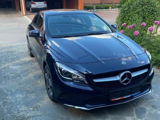 2018 Mercedes-Benz CLA 200 I (C117, X117) Рестайлинг, синий, 1850000 рублей, вид 3