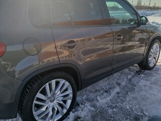 2014 Volkswagen Tiguan I Рестайлинг, коричневый, 1400000 рублей, вид 5