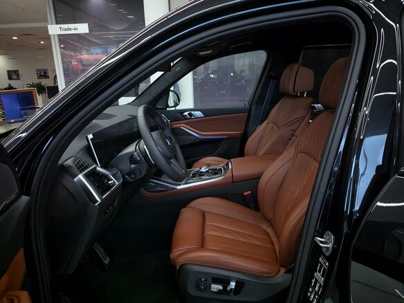 2026 BMW X7 40d I (G07) Рестайлинг, чёрный, 17490000 рублей - вид 12