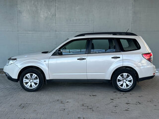 2012 Subaru Forester III Рестайлинг, белый, 1050000 рублей, вид 5