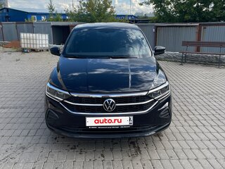 2021 Volkswagen Polo VI, чёрный, 2400000 рублей, вид 3