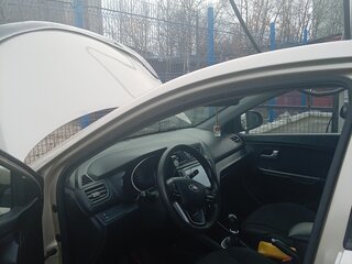 2014 Kia Rio III, бежевый, 690000 рублей, вид 5