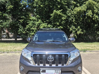 2015 Toyota Land Cruiser Prado 4-speed 150 Series Рестайлинг 1, серый, 3950000 рублей, вид 1