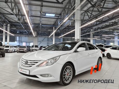 Hyundai Sonata VI (YF)