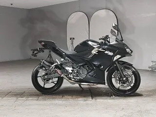 2024 Kawasaki Ninja 400, чёрный, 420000 рублей, вид 3