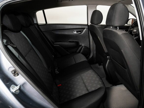 2020 Kia Rio X-Line IV, серый - вид 7