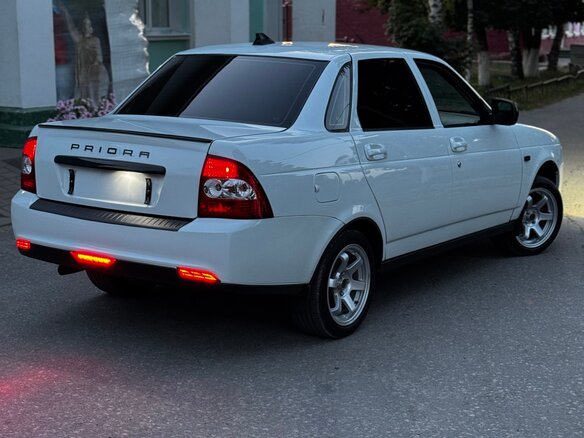 2013 Lada (ВАЗ) Priora I, белый, 640000 рублей - вид 5
