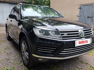 2017 Volkswagen Touareg II Рестайлинг, чёрный, 4049000 рублей, вид 3