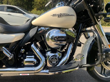2015 Harley-Davidson Street Glide Special, белый, 1000000 рублей, вид 5