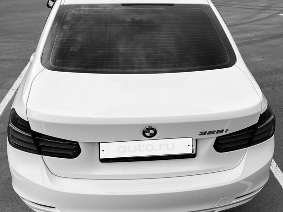 2011 BMW 3 серии 328i VI (F3x), белый, 1500000 рублей - вид 4