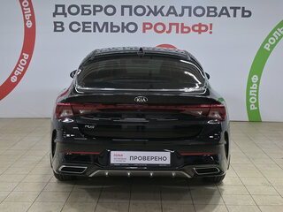 2020 Kia K5 III, чёрный, 2640000 рублей, вид 5
