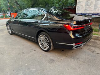 2019 BMW 7 серии Long 730Ld xDrive VI (G11/G12) Рестайлинг, чёрный, 5900000 рублей, вид 5