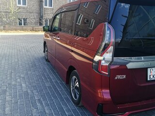 2020 Nissan Serena V (C27) Рестайлинг, красный, 2200000 рублей, вид 3