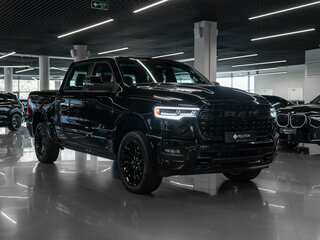 2024 Ram 1500 Crew Cab V Рестайлинг, чёрный, 11200000 рублей, вид 2