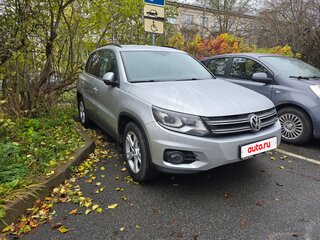 2015 Volkswagen Tiguan I Рестайлинг, серебристый, 1530000 рублей, вид 3
